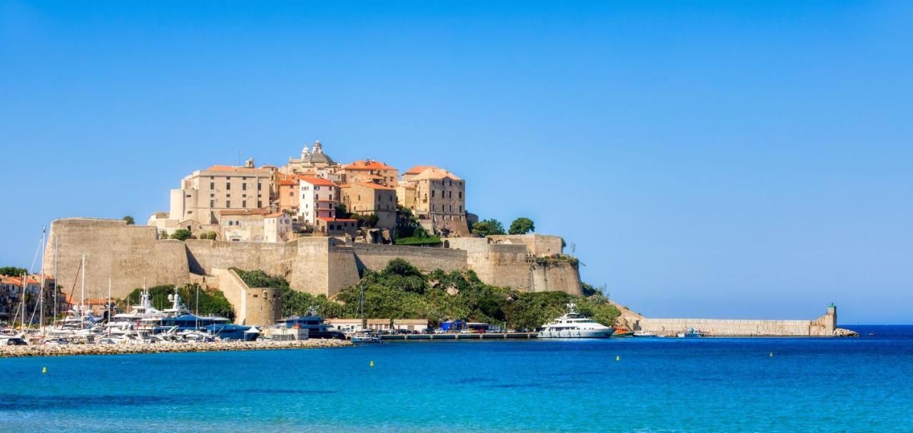 Calvi Hotel Екстер'єр фото