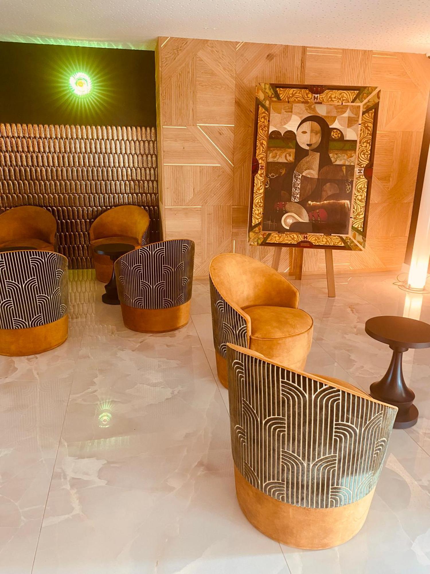 Calvi Hotel Екстер'єр фото