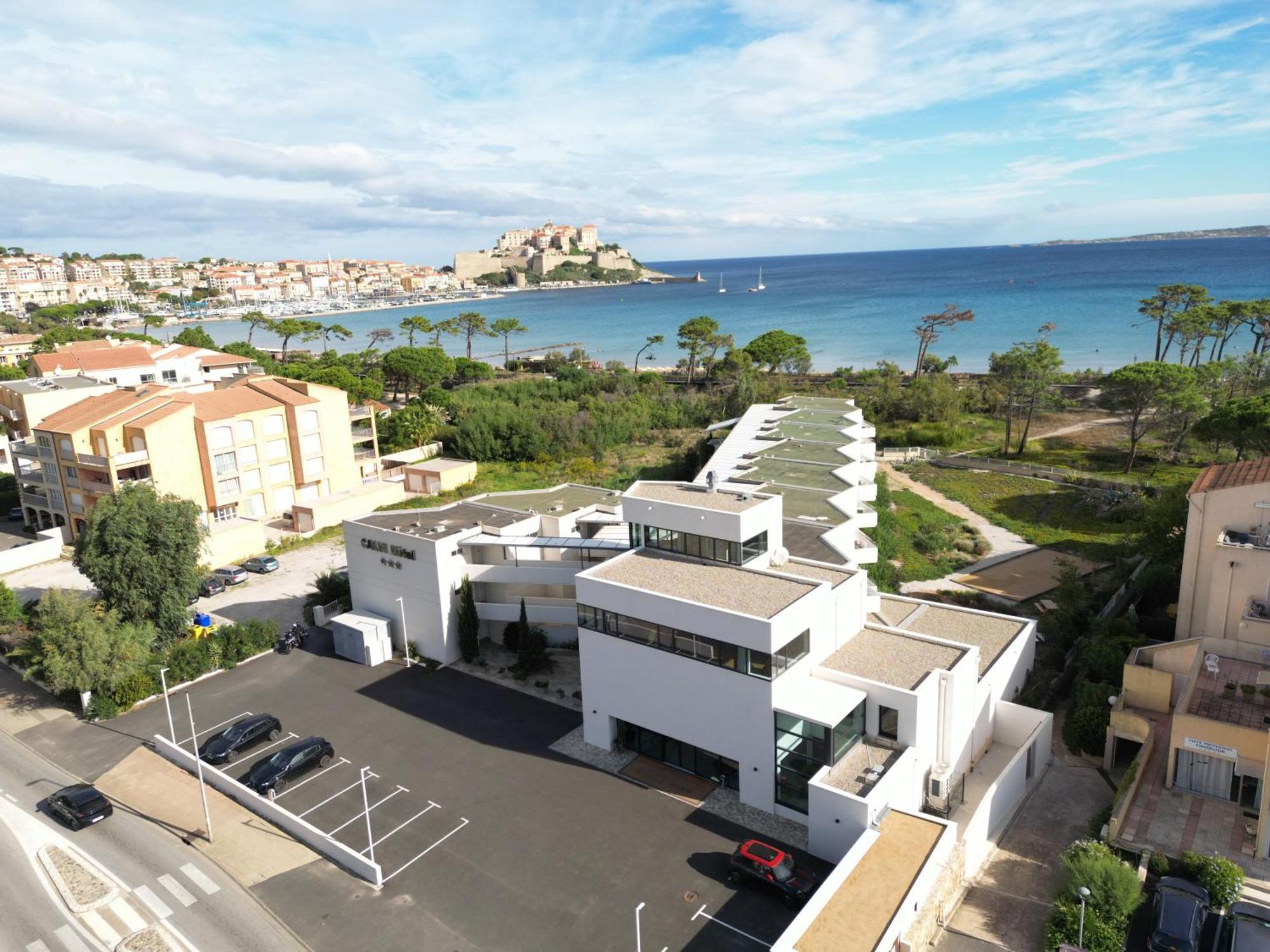 Calvi Hotel Екстер'єр фото