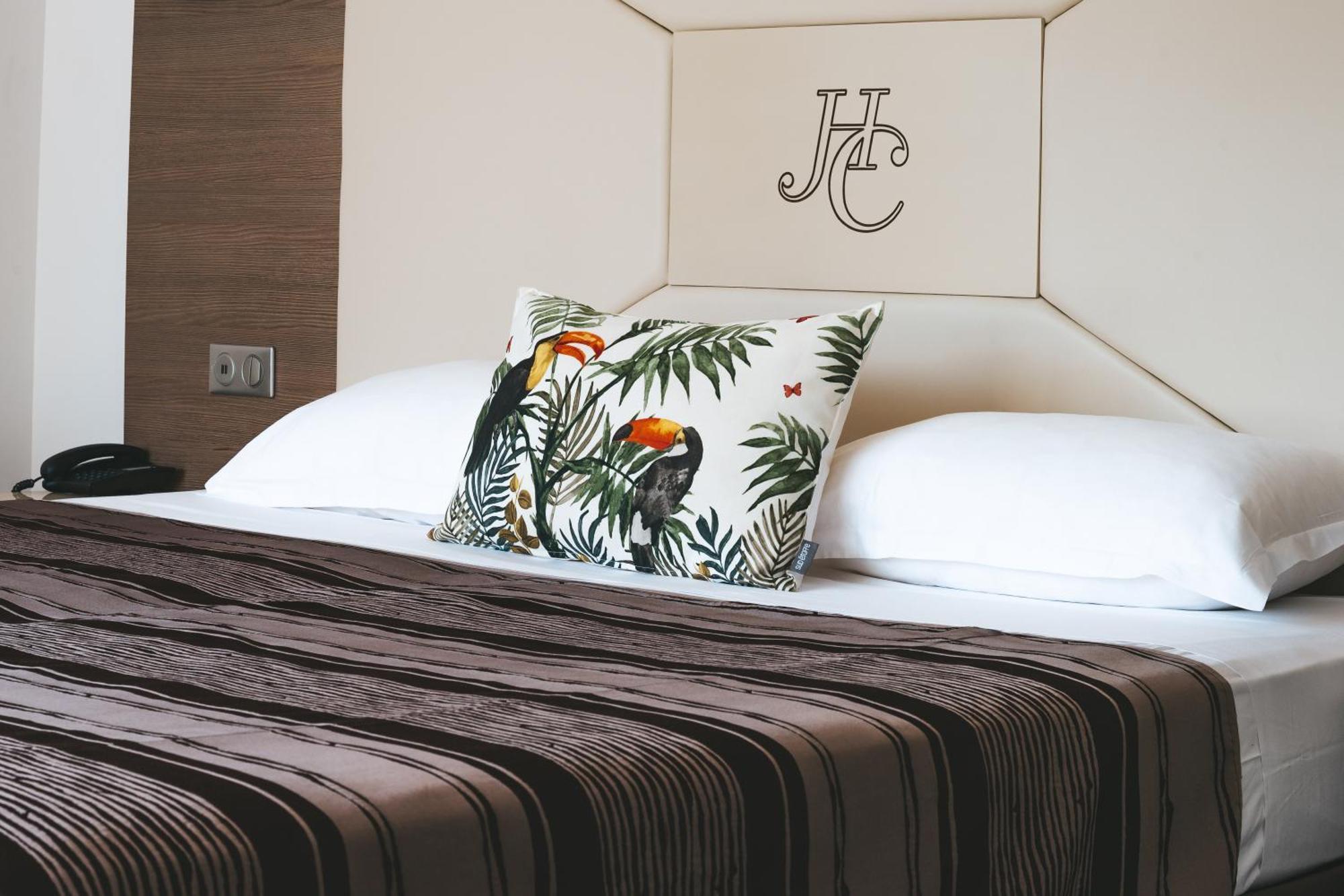 Calvi Hotel Екстер'єр фото