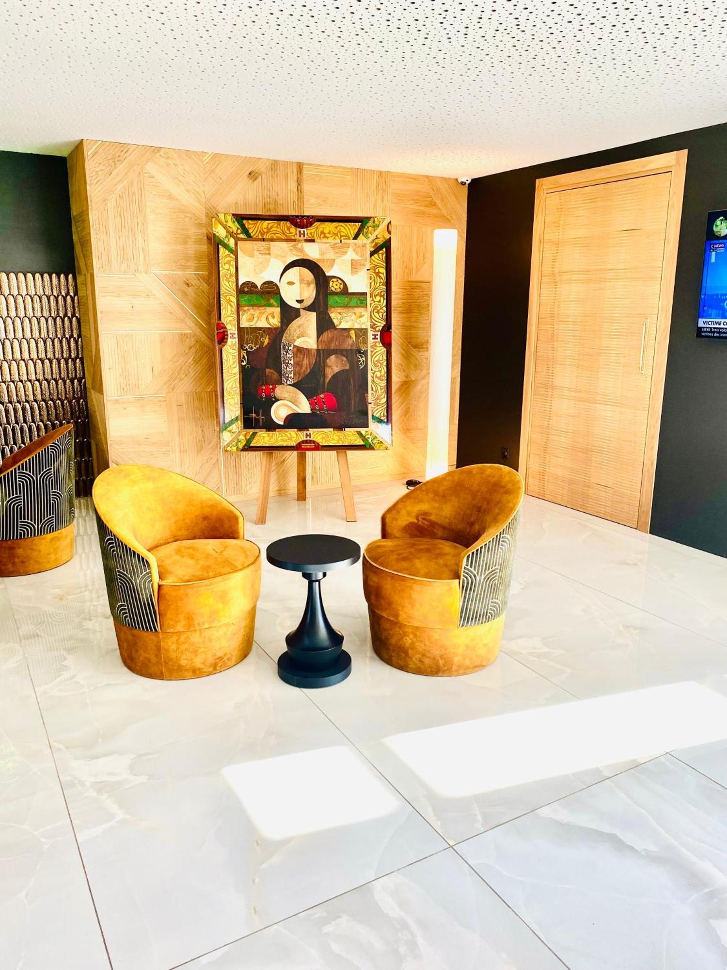 Calvi Hotel Екстер'єр фото