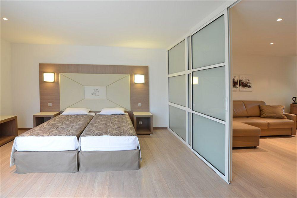Calvi Hotel Екстер'єр фото