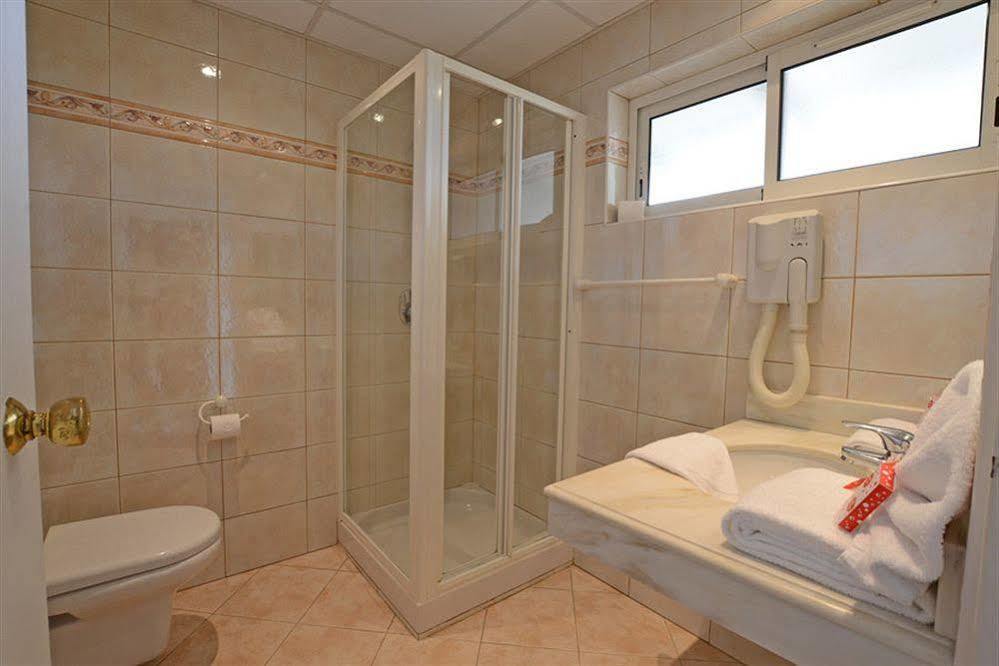 Calvi Hotel Екстер'єр фото