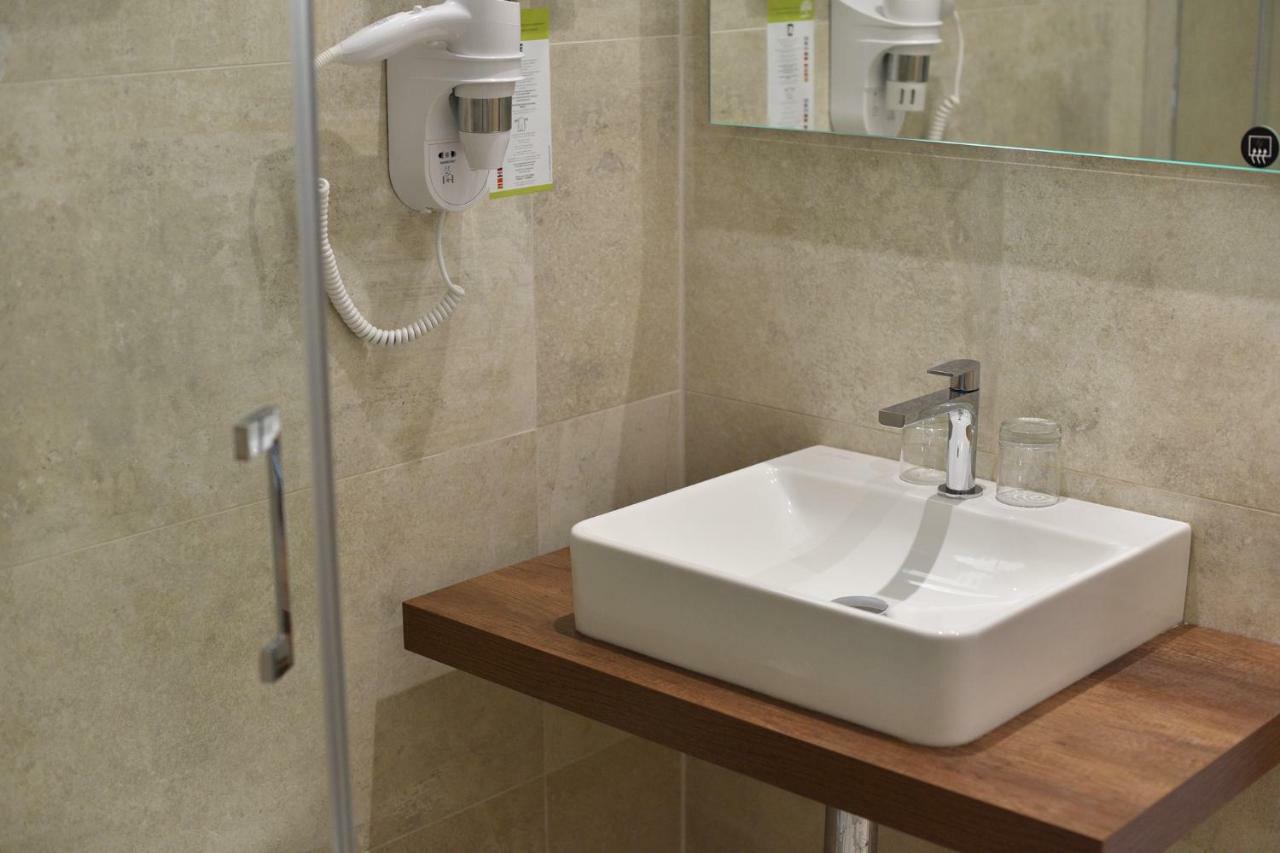 Calvi Hotel Екстер'єр фото